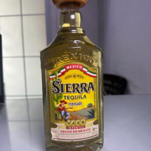 Sierra Tequila Reposado (700ml) – Golden, Oak-Rested Mexican Tequila