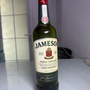 Jameson Irish Whiskey – Smooth, Triple-Distilled Irish Whiskey