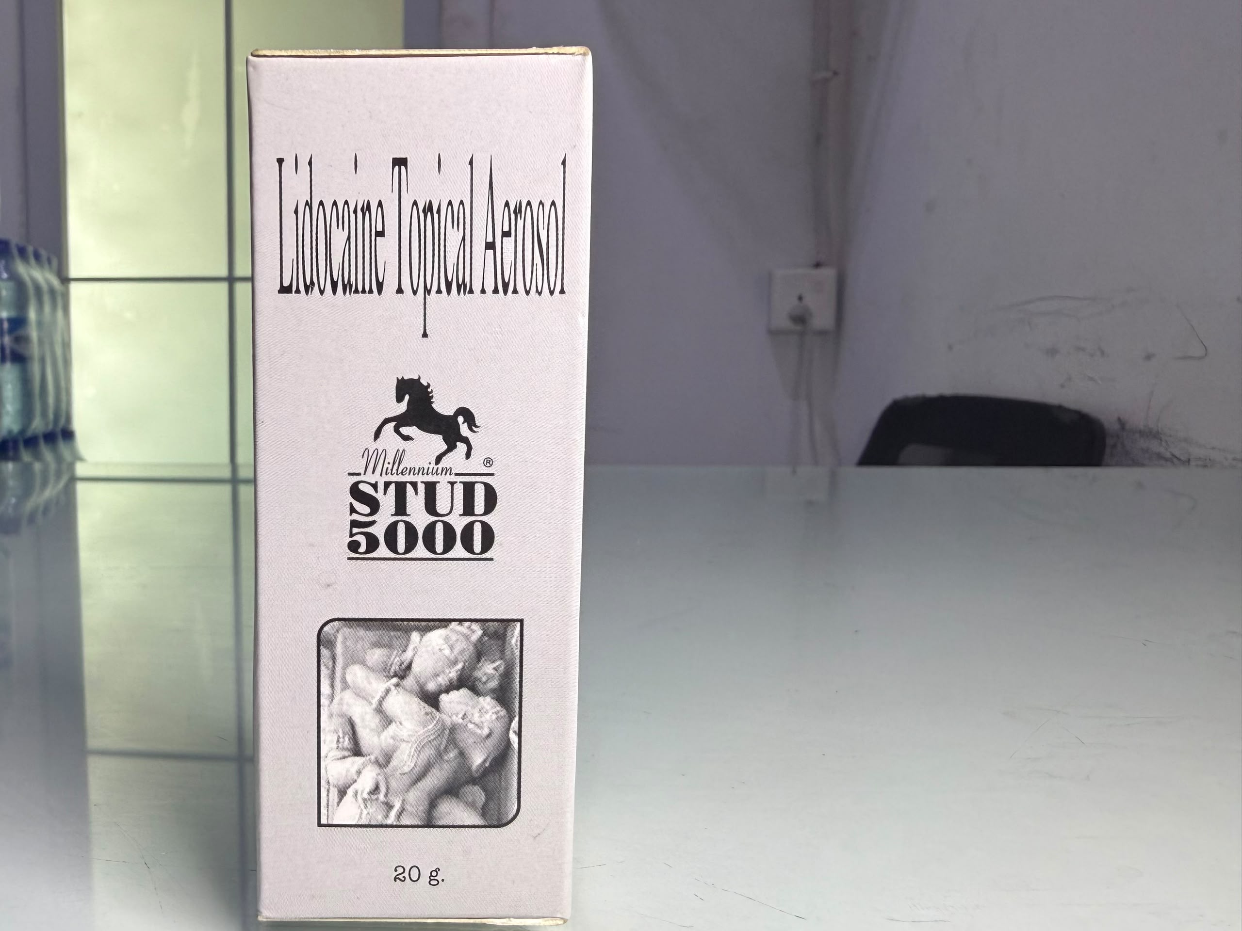Stud Spray 500