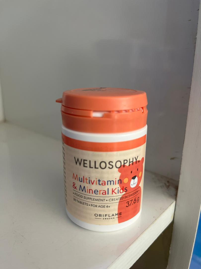 Oriflame Wellosophy Multivitamins & Mineral Kids 37.6g